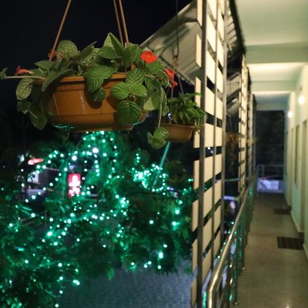 Jippus Galaxy Budget Air Port Hotel Kochi Exteriér fotografie