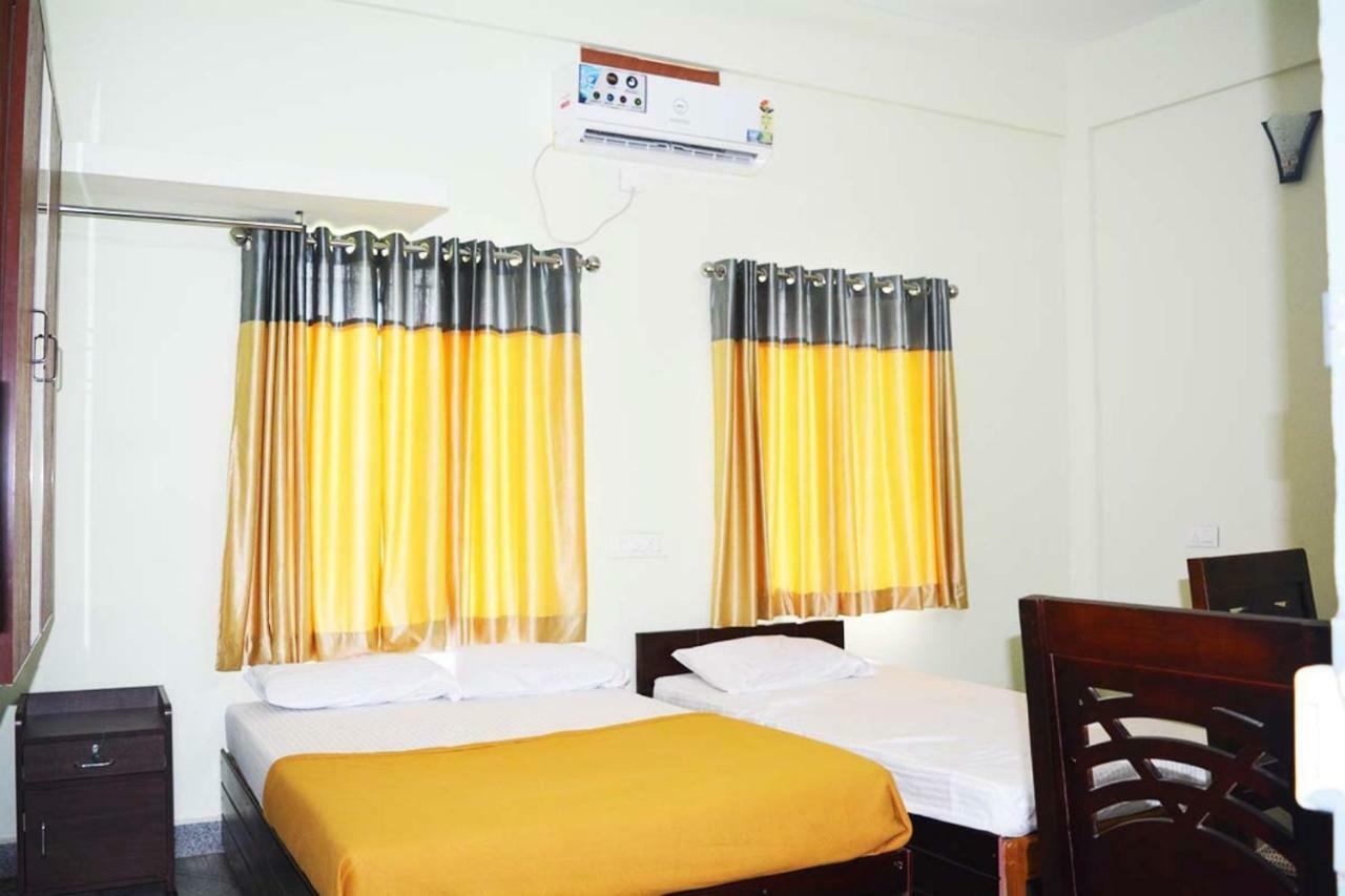 Jippus Galaxy Budget Air Port Hotel Kochi Exteriér fotografie