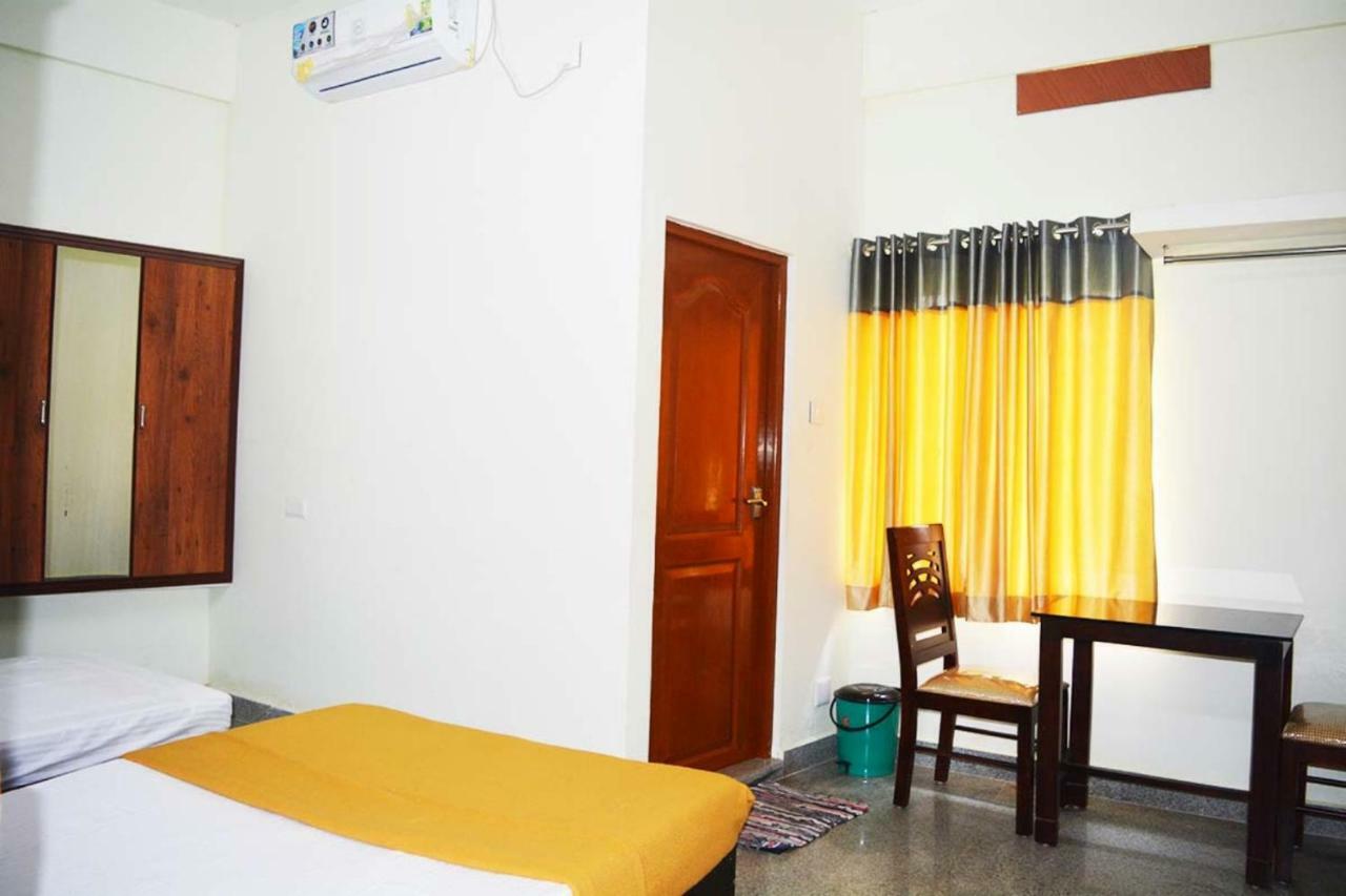 Jippus Galaxy Budget Air Port Hotel Kochi Exteriér fotografie