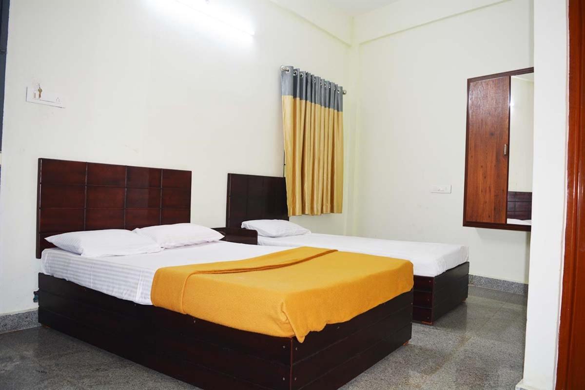 Jippus Galaxy Budget Air Port Hotel Kochi Exteriér fotografie