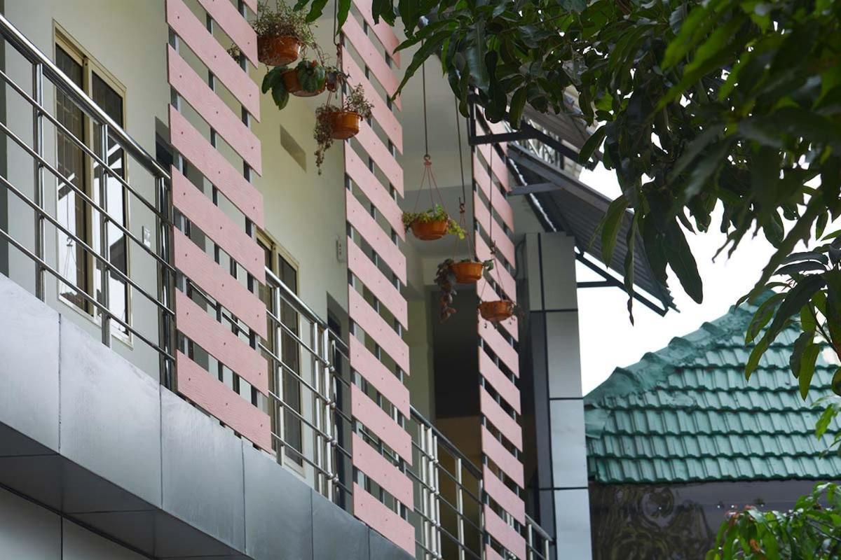 Jippus Galaxy Budget Air Port Hotel Kochi Exteriér fotografie