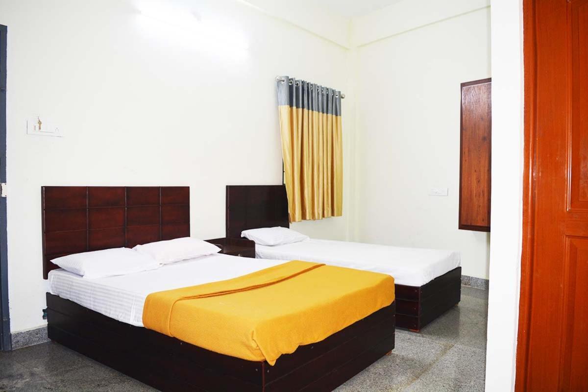 Jippus Galaxy Budget Air Port Hotel Kochi Exteriér fotografie